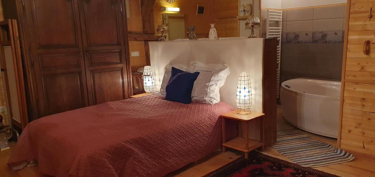 Ferme Savoyarde Renovee 2 Chambres 雷加霍斯达哈施 外观 照片