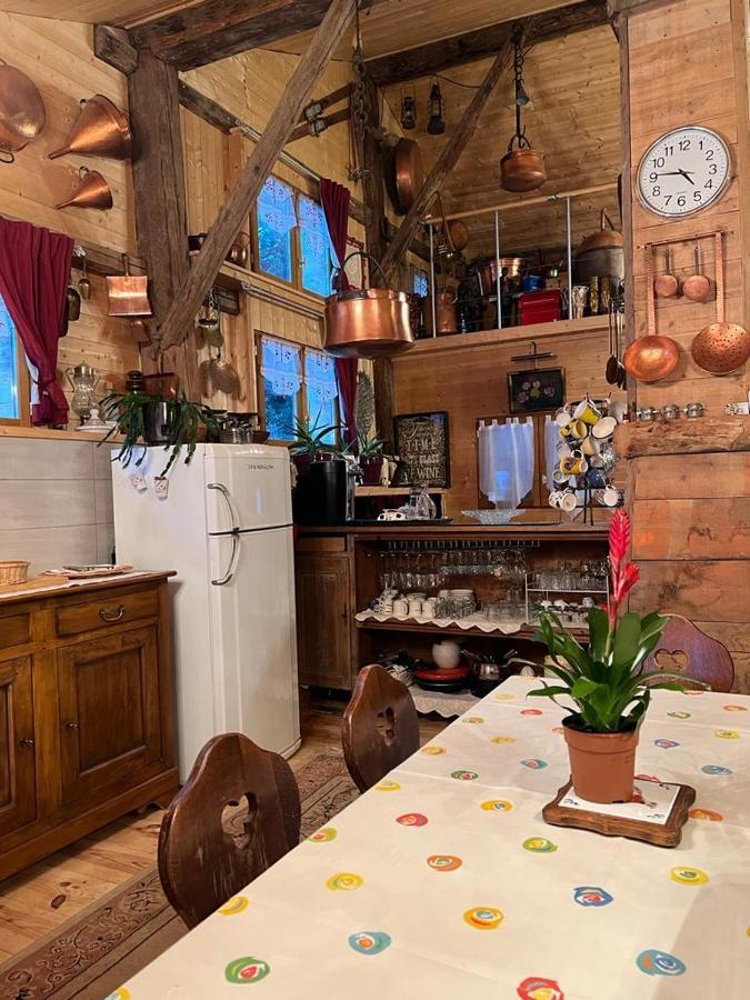 Ferme Savoyarde Renovee 2 Chambres 雷加霍斯达哈施 外观 照片